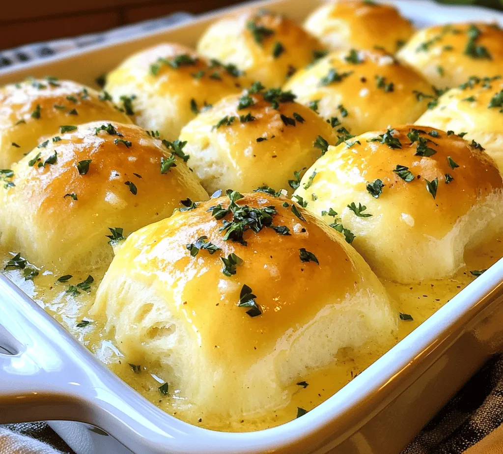 There’s something undeniably appealing about the aroma of freshly baked bread wafting through the kitchen. The enticing smell of homemade dinner rolls has a unique ability to evoke feelings of warmth, comfort, and nostalgia. When it comes to dinner rolls, few recipes can compete with the allure of Heavenly Garlic Butter Dinner Rolls. Imagine soft, pillowy rolls, infused with a rich garlic flavor, slathered with decadent garlic butter, and garnished with a sprinkle of fresh parsley. These rolls are not only a feast for the palate but also a visual delight that can elevate any meal, making them perfect for gatherings, holiday dinners, or simply a cozy family night.