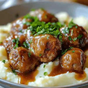 To make authentic Swedish meatballs, you need key meatball ingredients. First, ground beef and ground pork work best. This mix gives meatballs a juicy and rich flavor. You can also use a blend of meats for a unique taste.